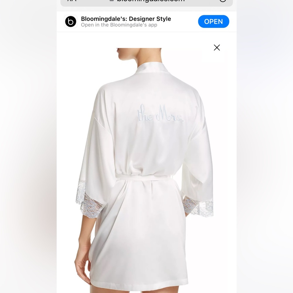 Mrs Robe- size XS/S